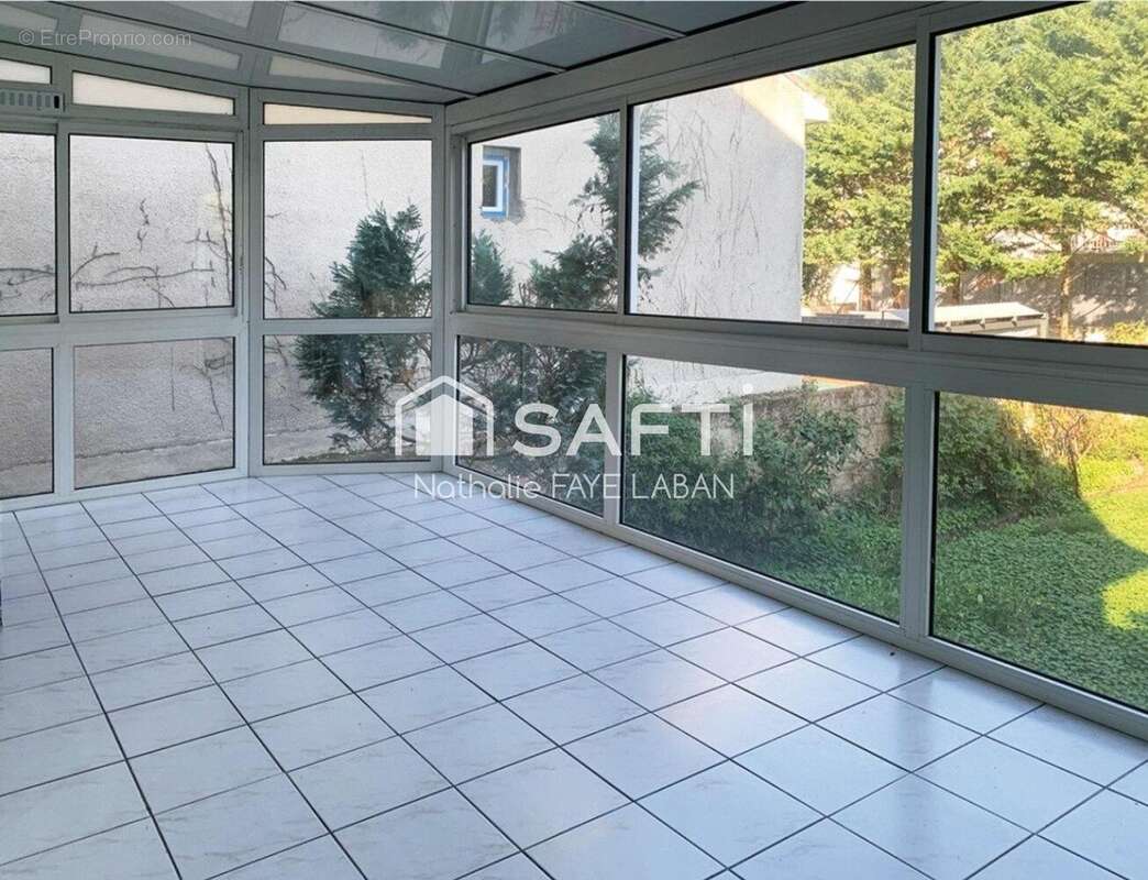 Photo 3 - Maison à CHATELLERAULT