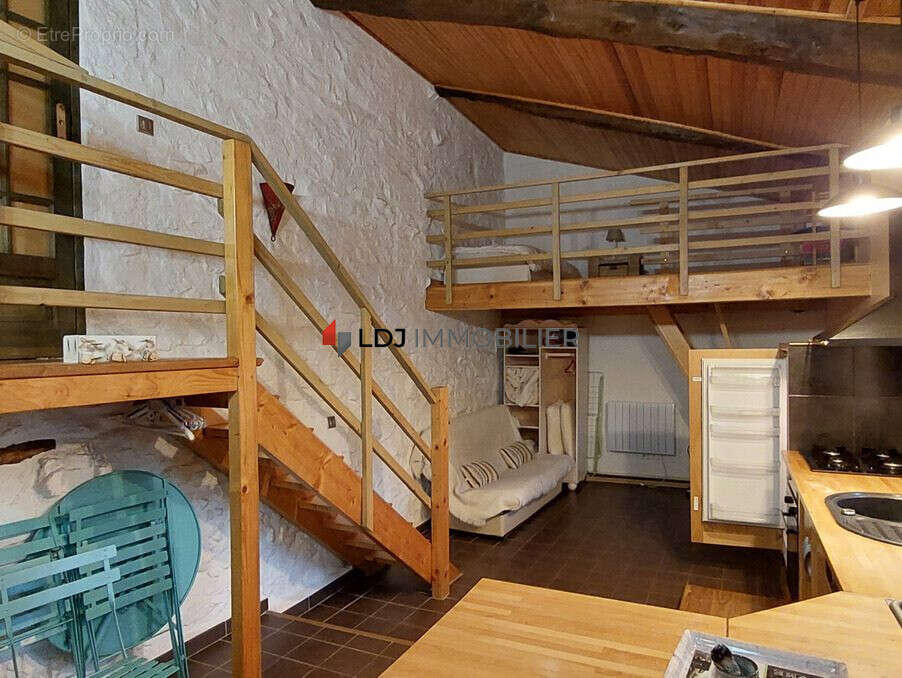 Maison à MONTFERRER