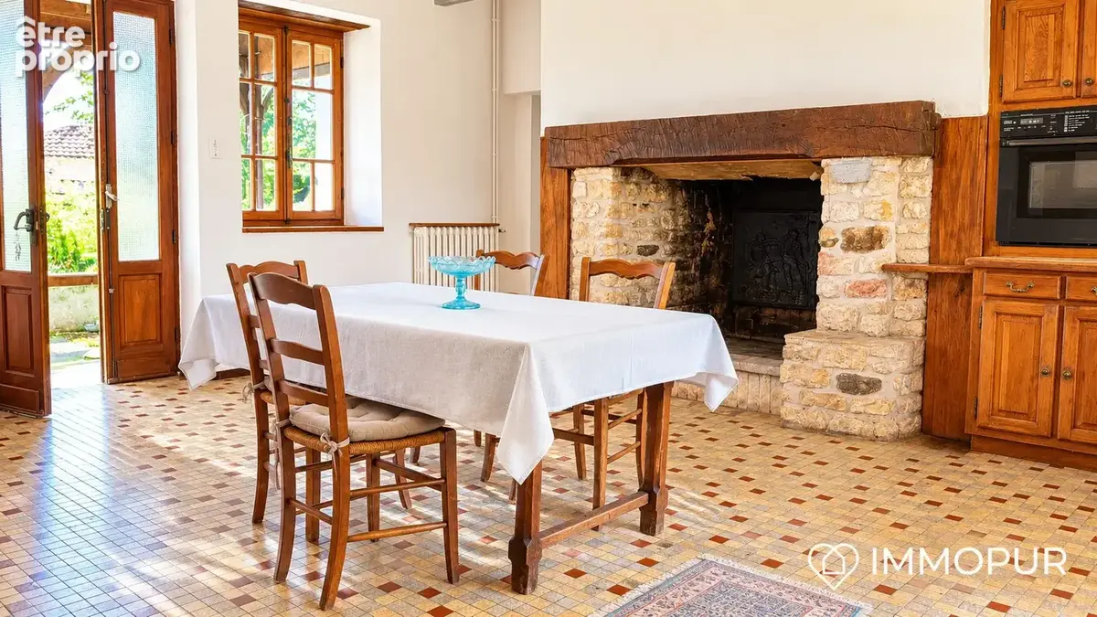 Maison 118 m² à Sainte-Foy-De-Longas  - photo 2