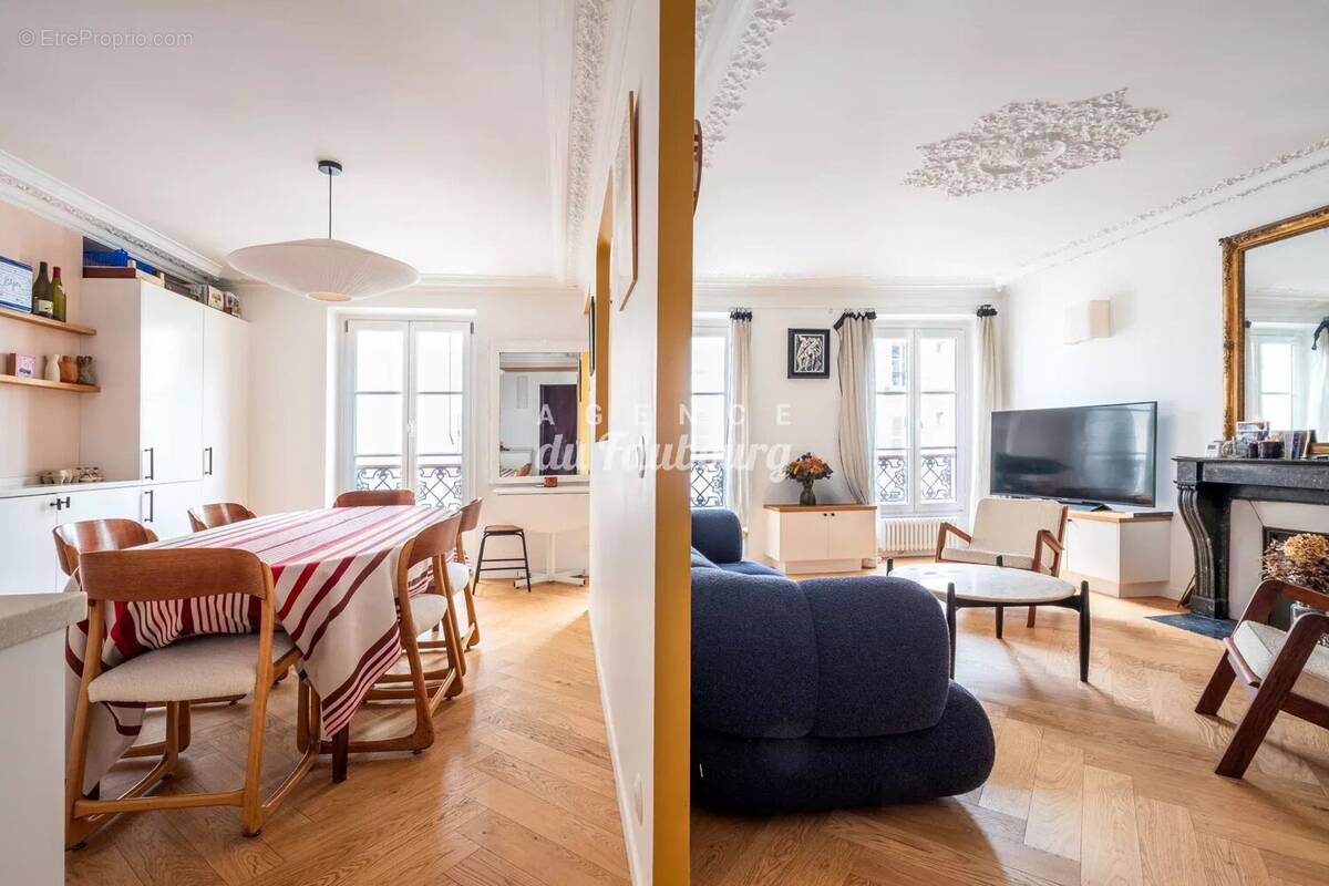 Appartement à PARIS-10E
