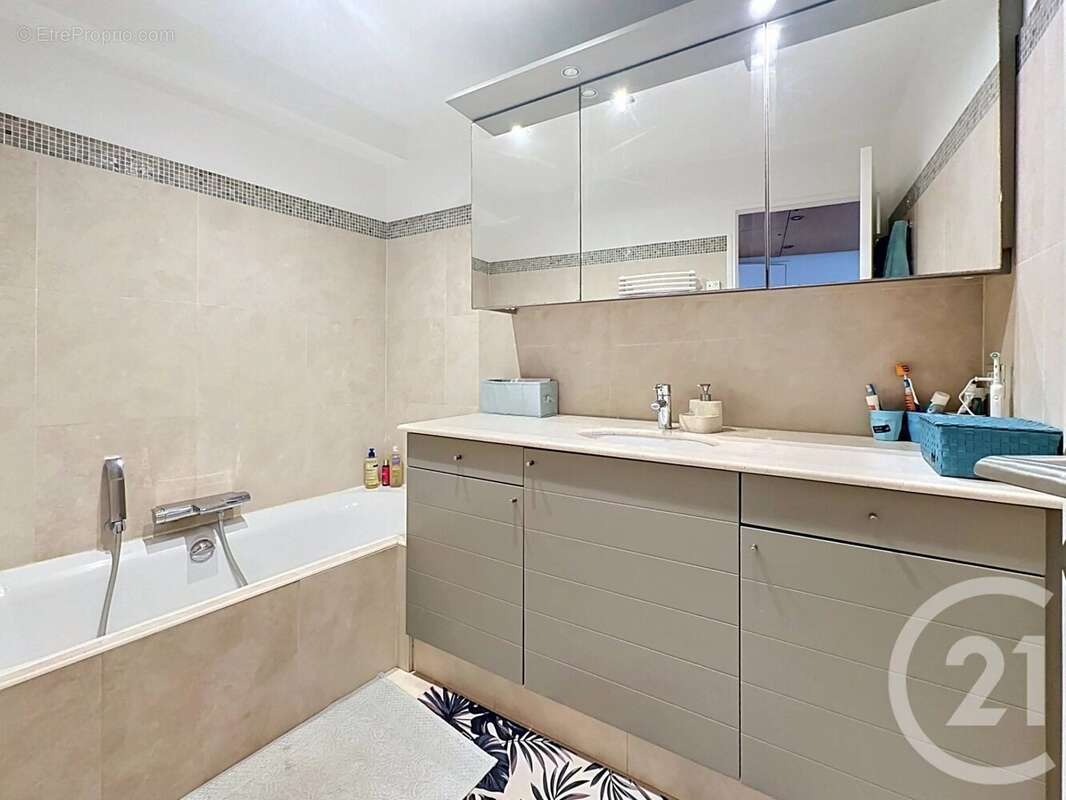 Appartement 115 m² à Mougins  - photo 19
