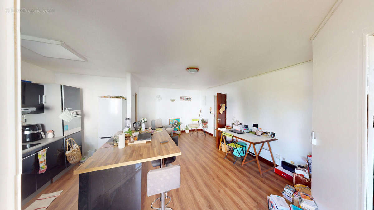 Appartement à SAINT-DENIS