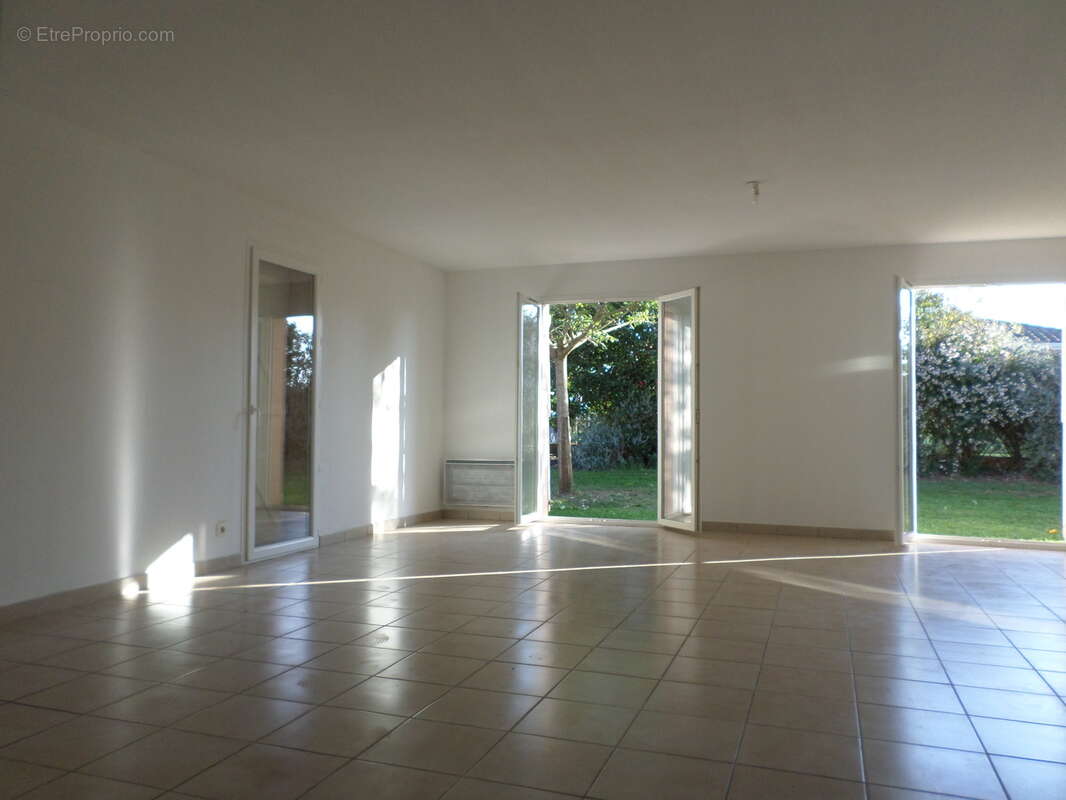 Maison à FONTENILLES