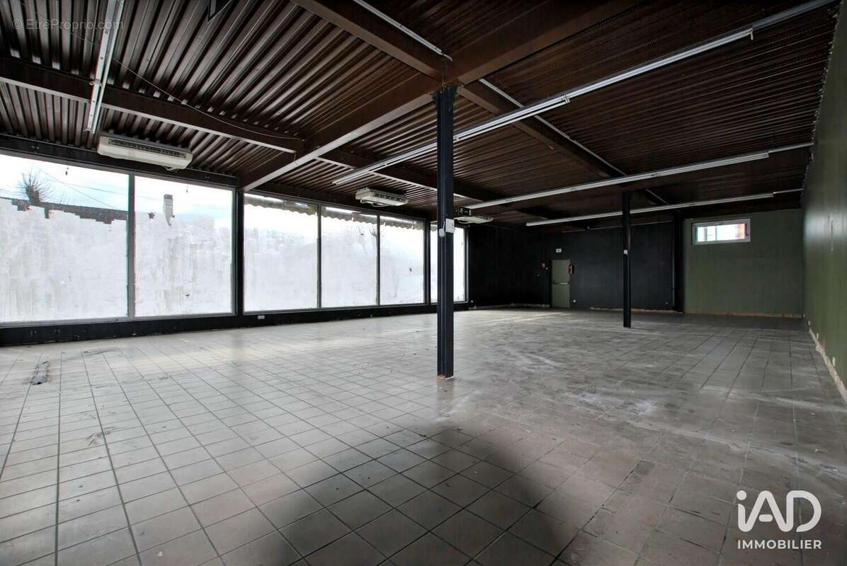 Photo 6 - Commerce à BONNY-SUR-LOIRE