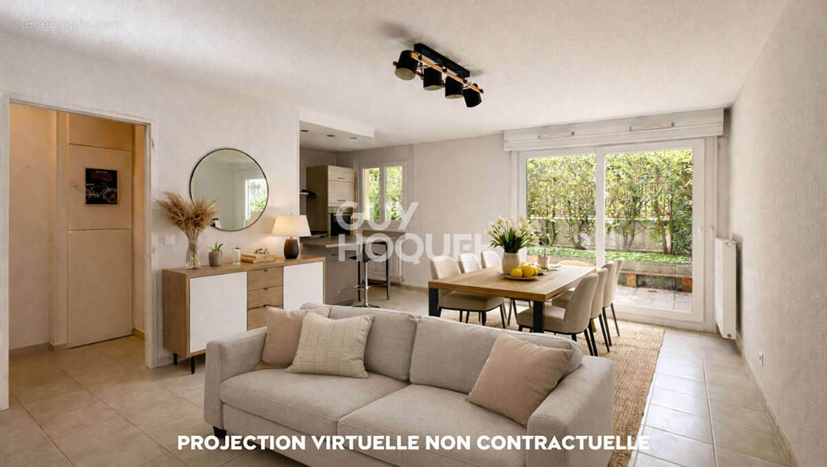 Appartement à CRUSEILLES