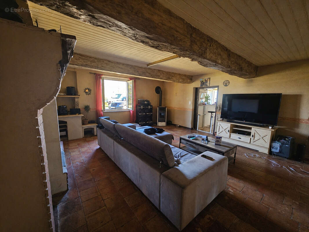 Corps de ferme avec dépendances et vue Pyrénées - photo 7