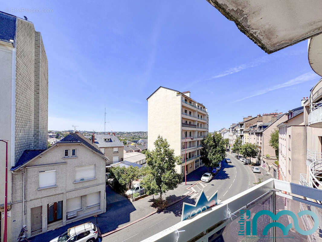 Appartement 62 m² à Rodez  - photo 4