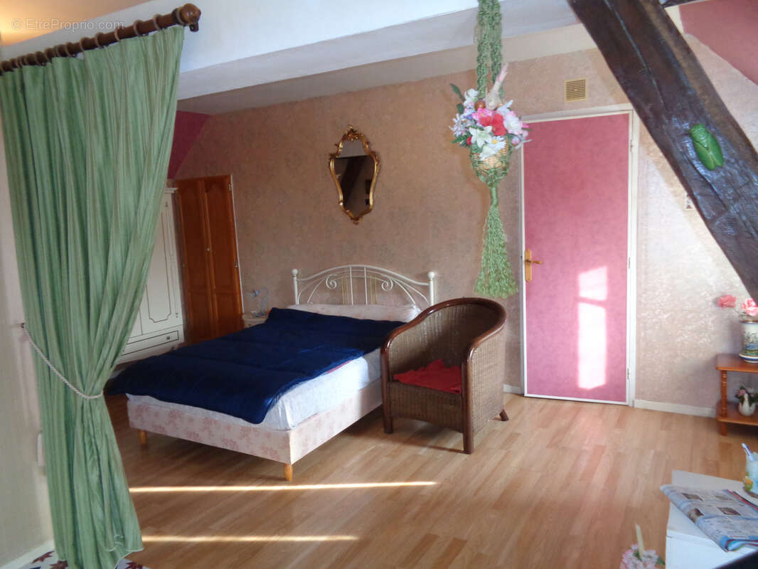 Maison à BONA