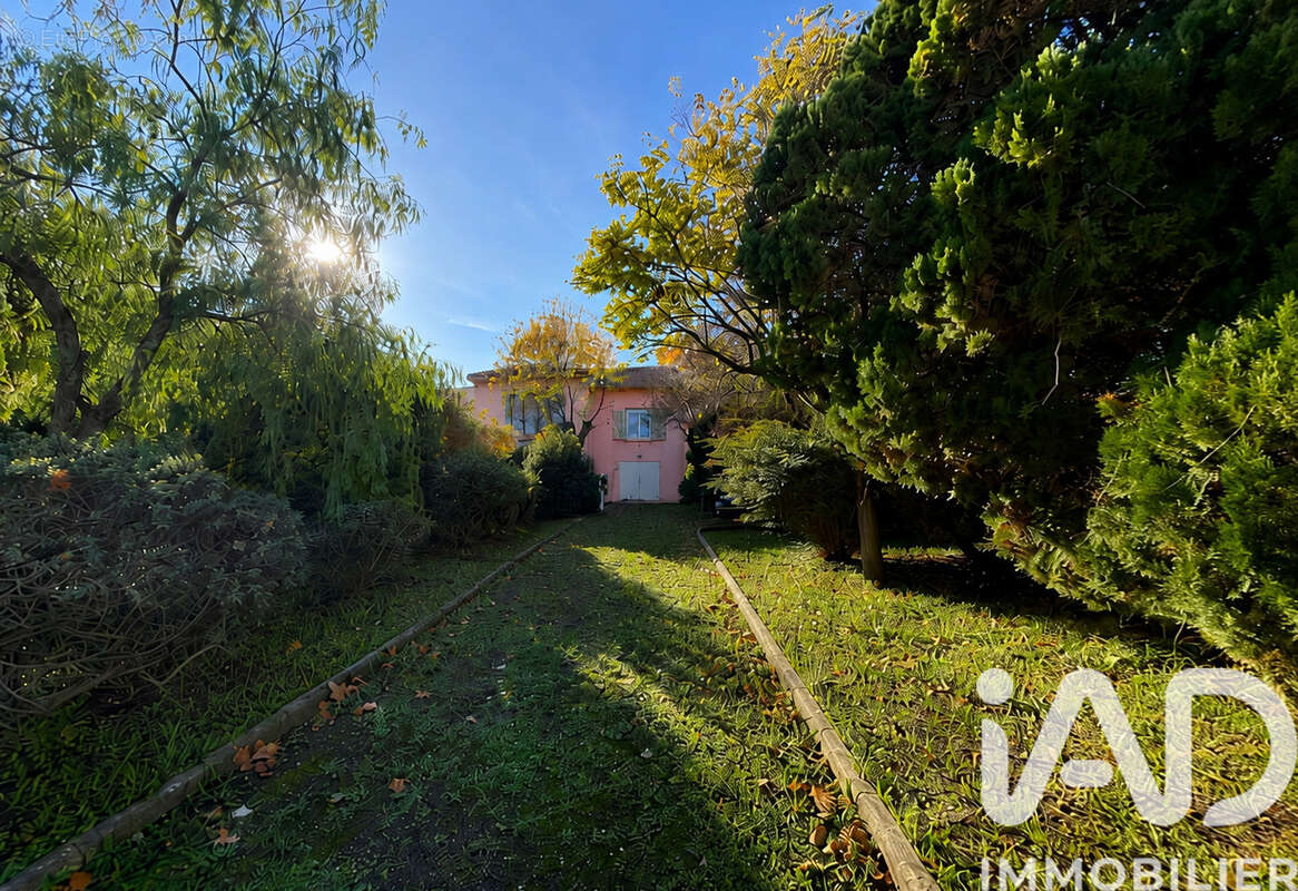 Photo 2 - Maison à TOULON