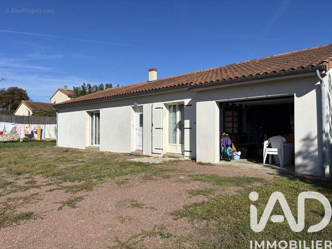 Photo 1 - Maison à SAINTE-VERGE