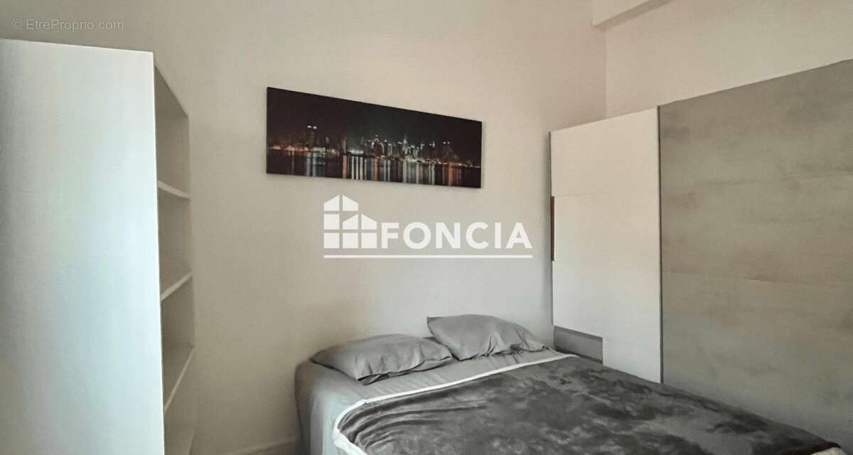 Appartement à MARSEILLE-5E