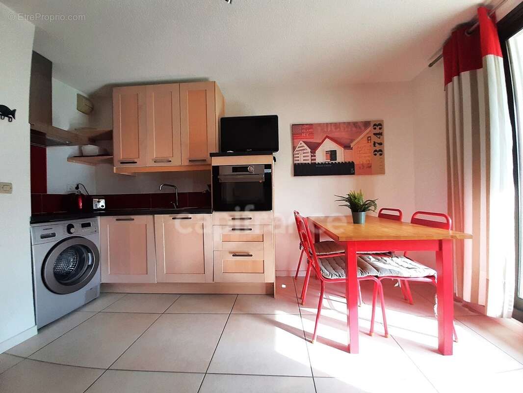 Appartement t2/t3 vue mer + parking et piscine à vendre six-fours-les-plages (83) - photo 4