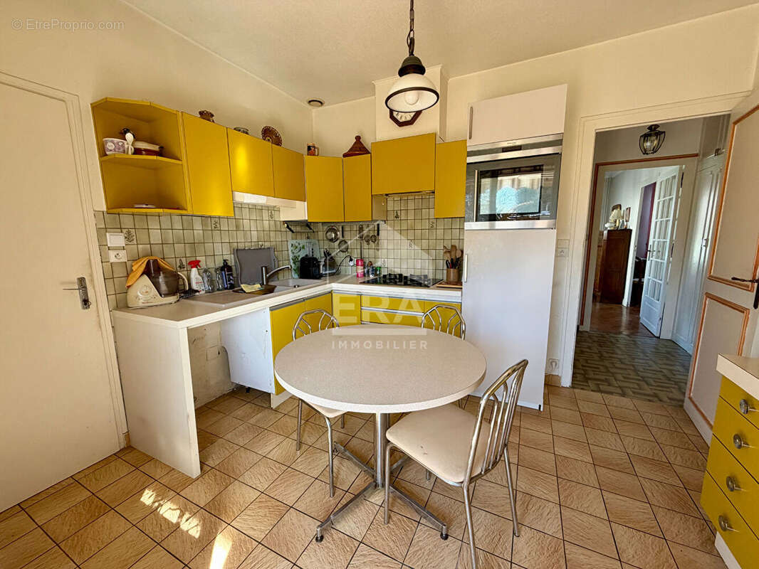 Maison à VILLENAVE-D'ORNON