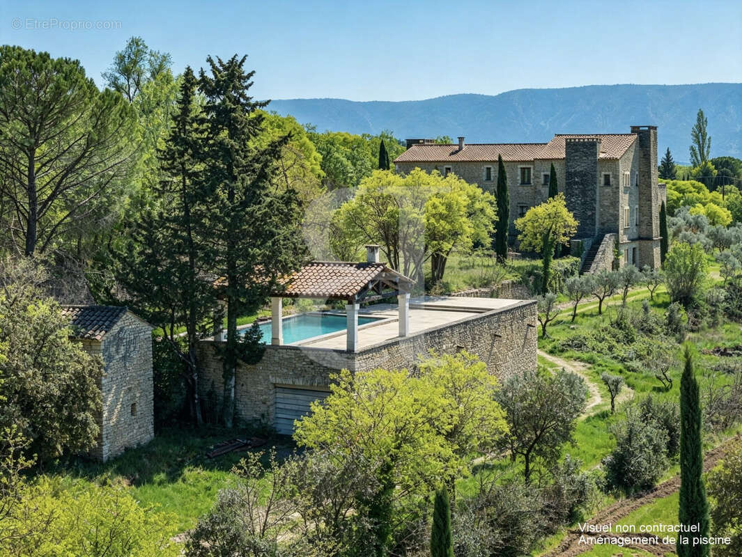 Maison à GORDES