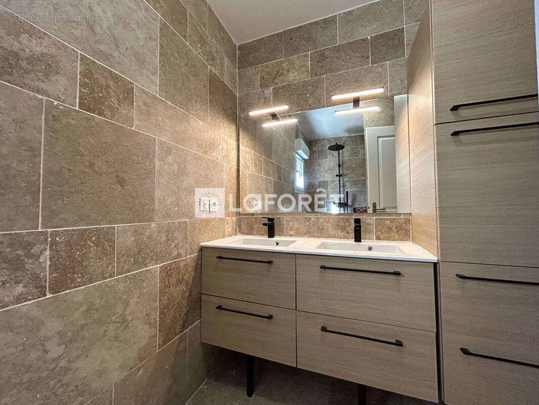 Maison à GOUSTRANVILLE