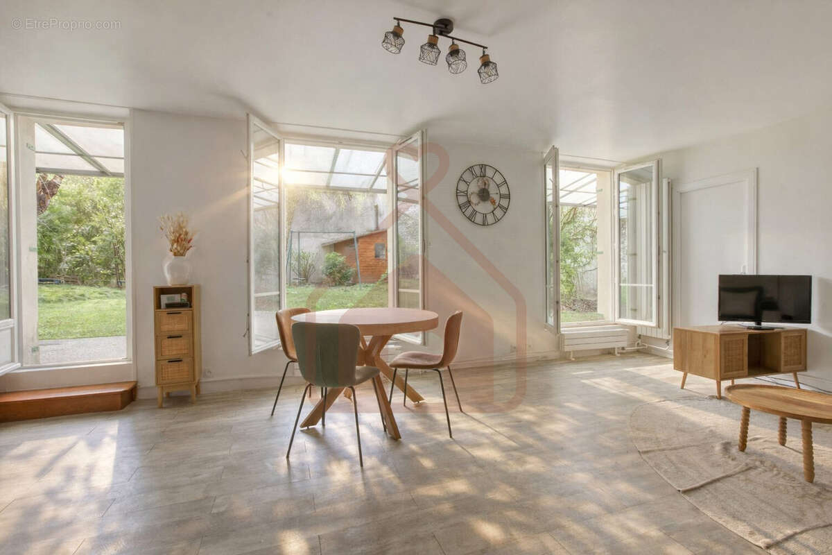 Appartement à VILLEJUIF