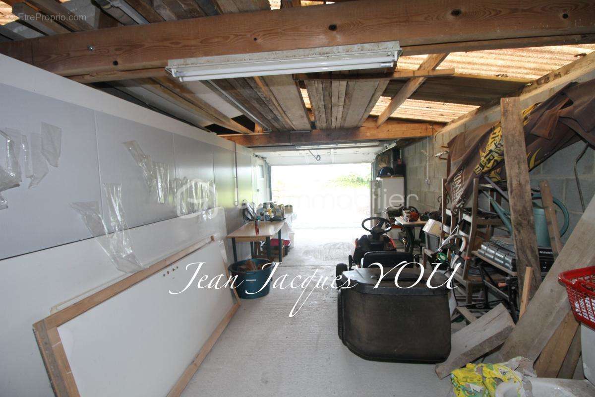 Maison à VILLEDIEU-LES-POELES