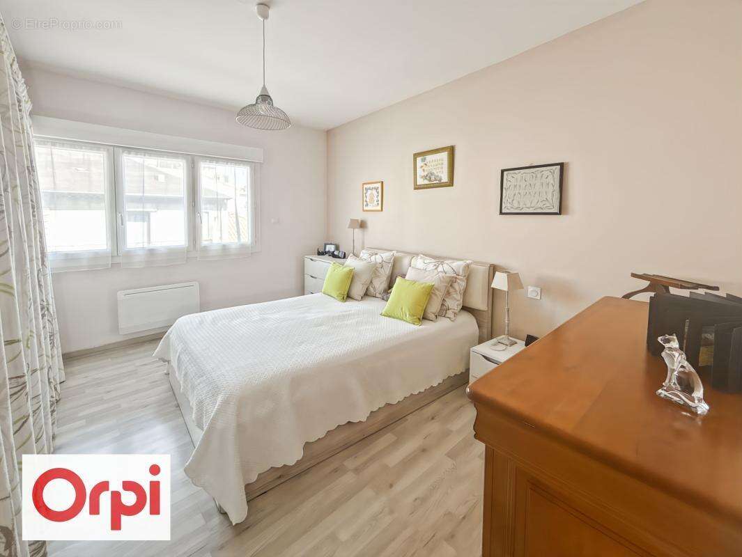 Appartement À Vendre - photo 9