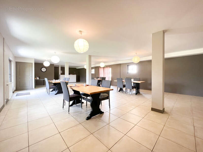 Locaux/Biens immobiliers - photo 3