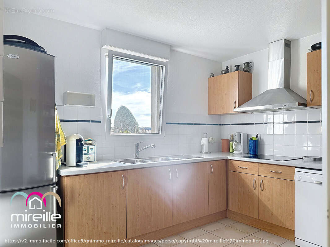 Maison à JONQUIERES-SAINT-VINCENT