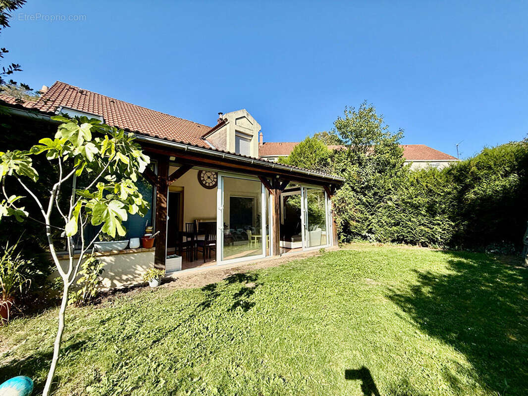 Maison à AULNAY-SOUS-BOIS
