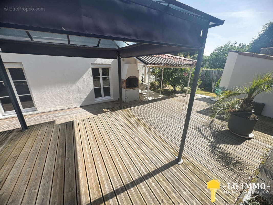 Maison à MESCHERS-SUR-GIRONDE