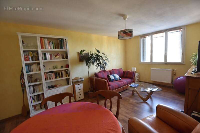 Appartement à DIGOIN