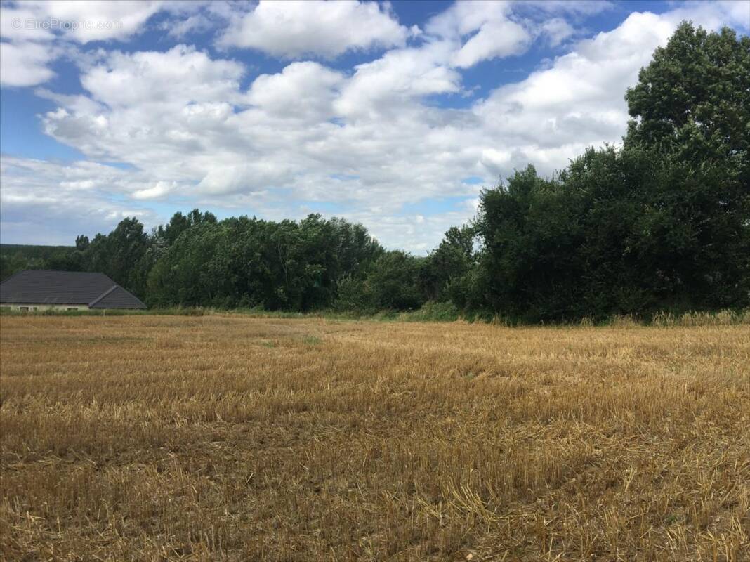 Terrain à SOISSONS