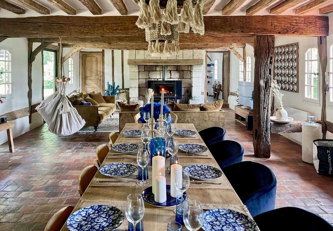 Maison à CORMEILLES