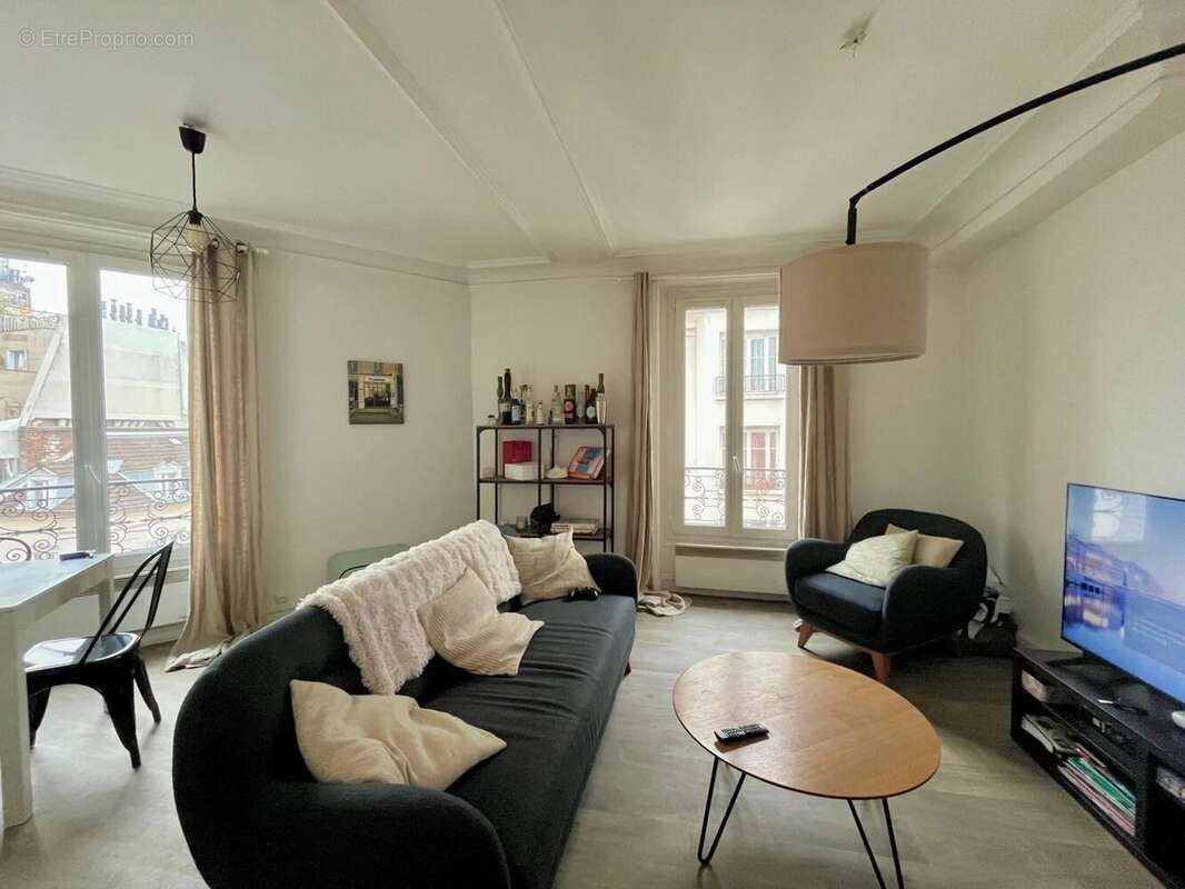 Appartement à PARIS-18E