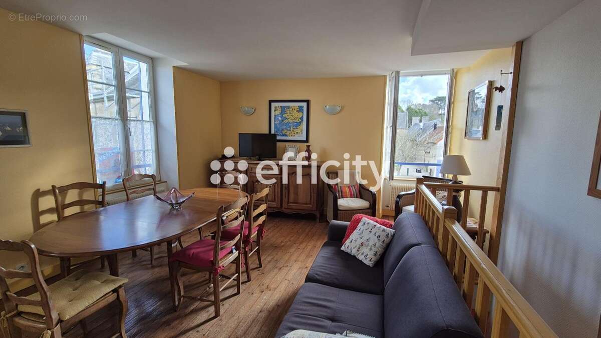 Maison à ARROMANCHES-LES-BAINS