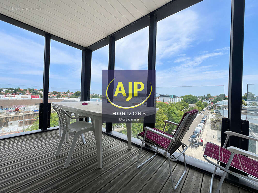 ANGLET - T3 + parking + cave - photo 2