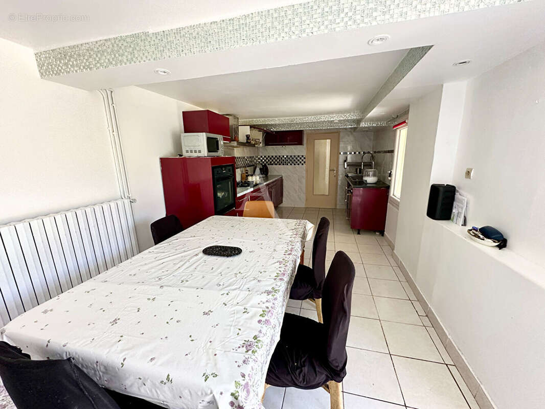 Buxerolles - calme - proche commodite - isolation par l'exterieur - double vitrage recent - 4 chambres - photo 10