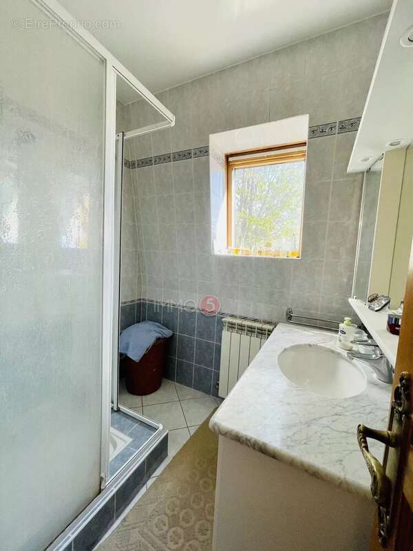 Maison 160 m² à Le Raincy  - photo 14