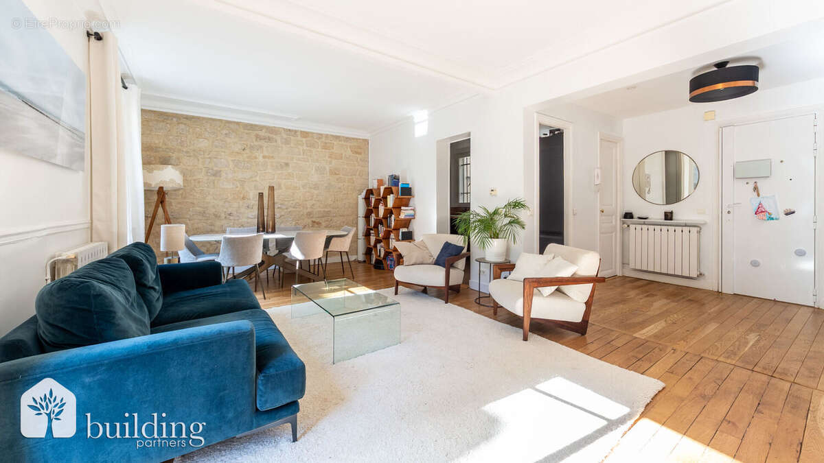 Appartement à PARIS-17E