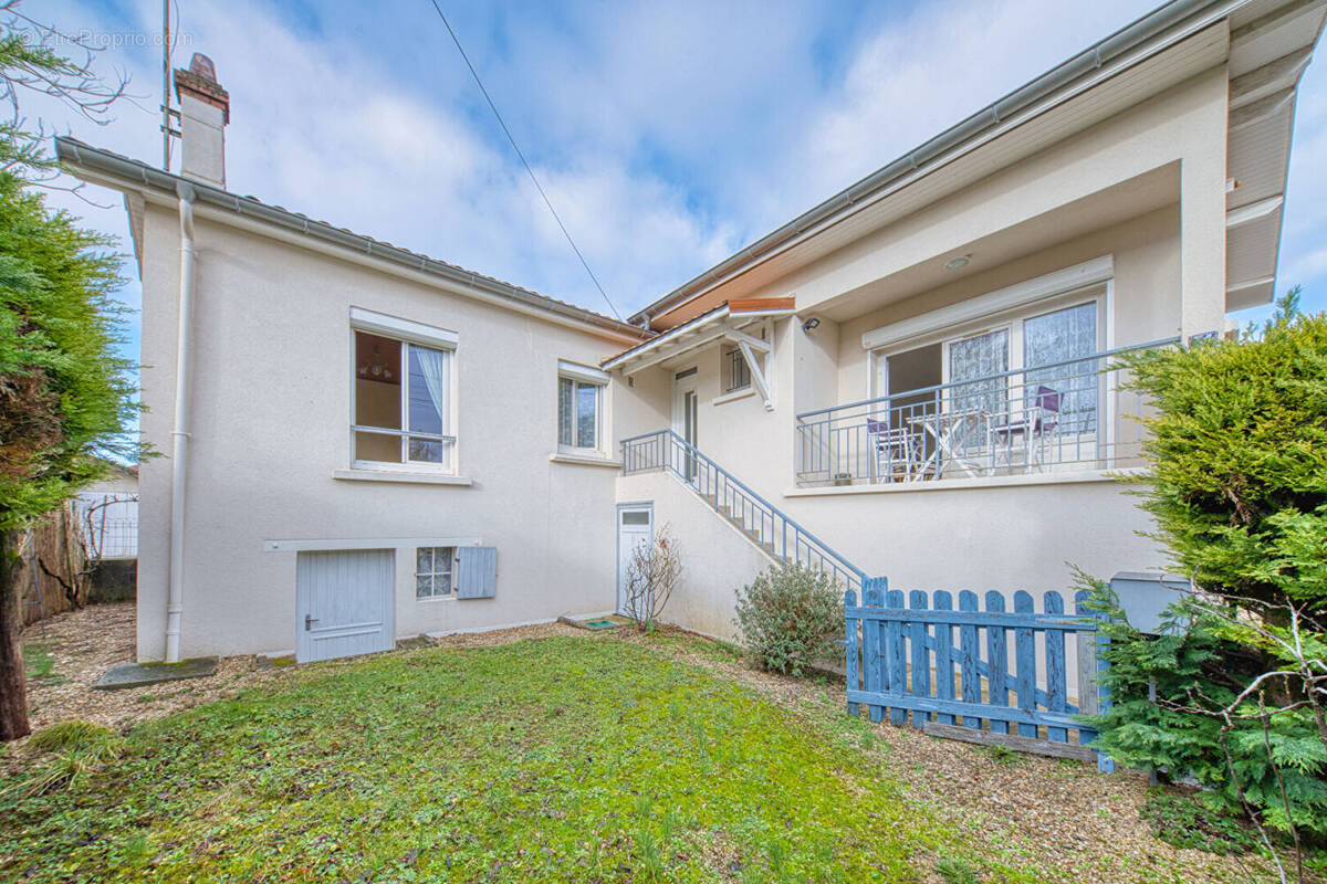 Maison à AMBERIEU-EN-BUGEY