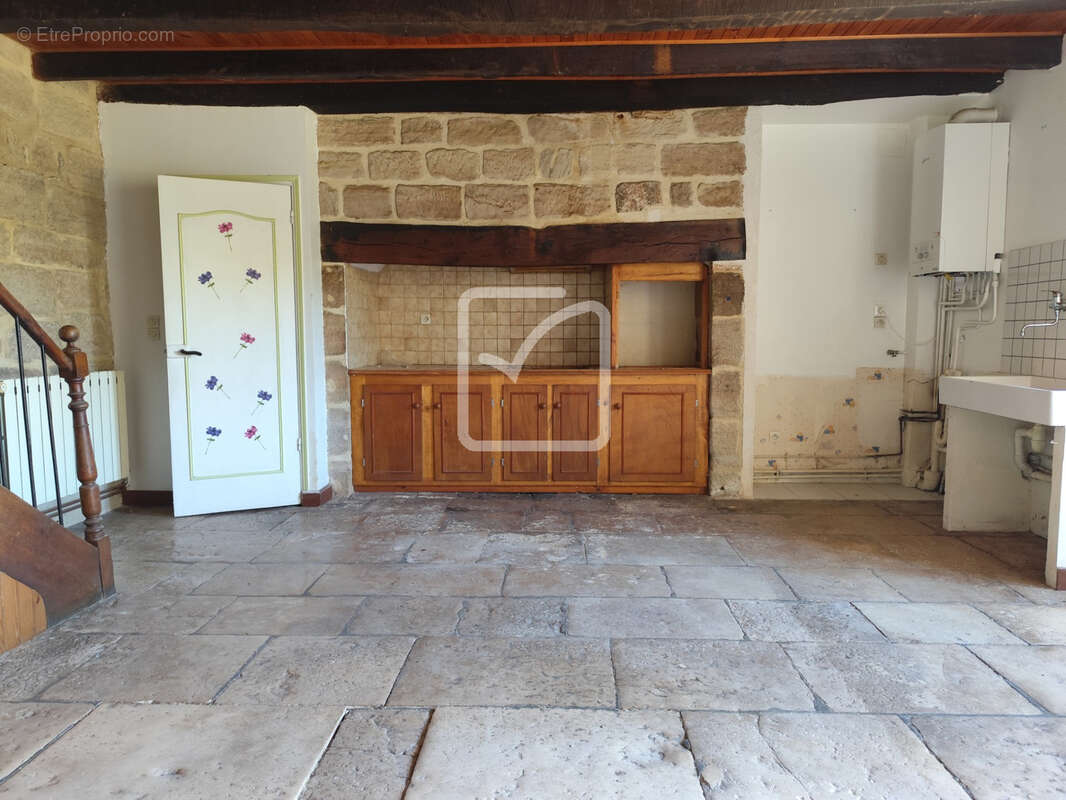 Maison à NOAILLES