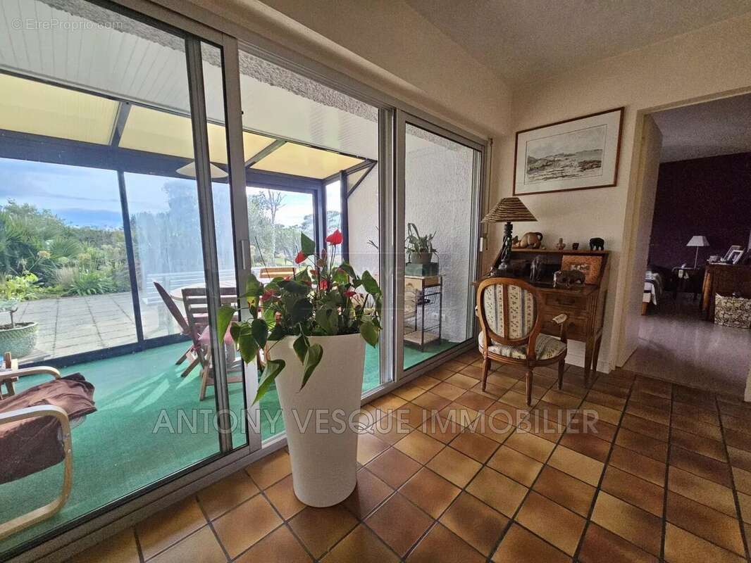 Maison à HAUTEVILLE-SUR-MER