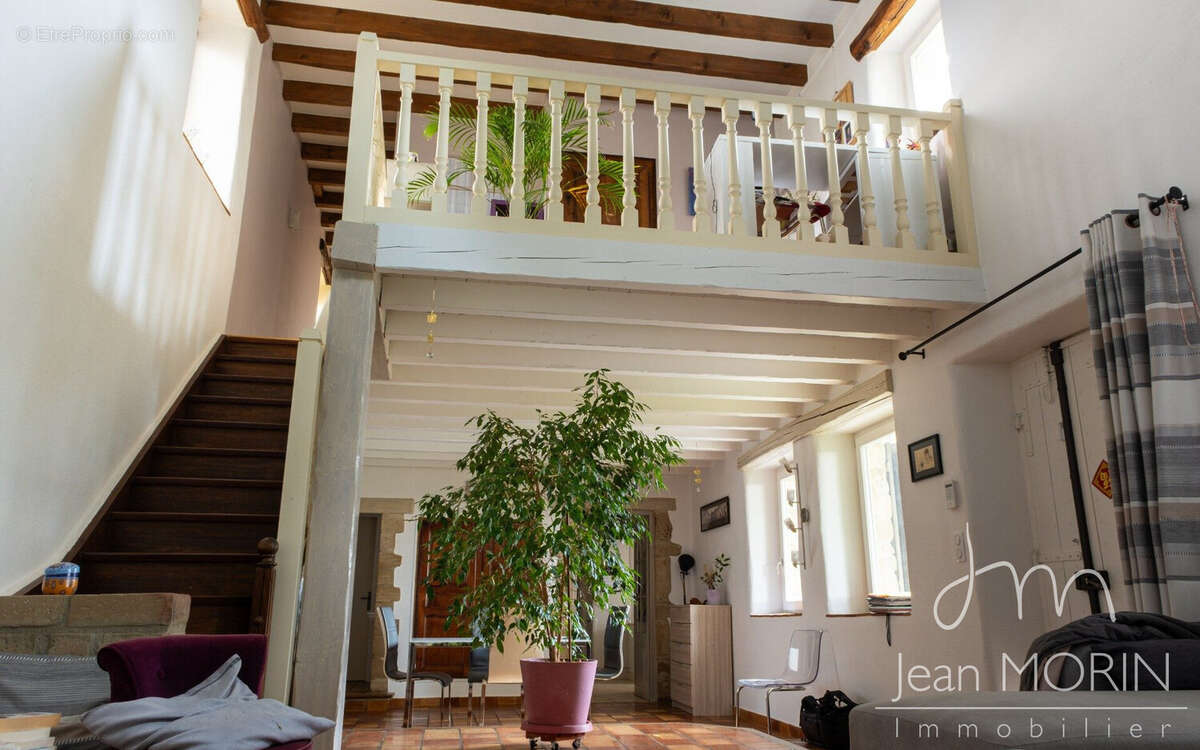 Maison à SAINT-BARDOUX