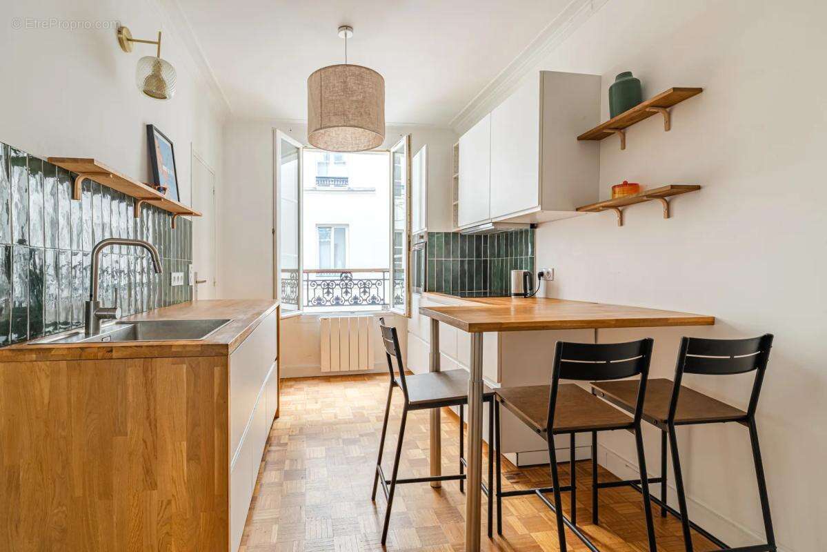 Appartement à PARIS-9E