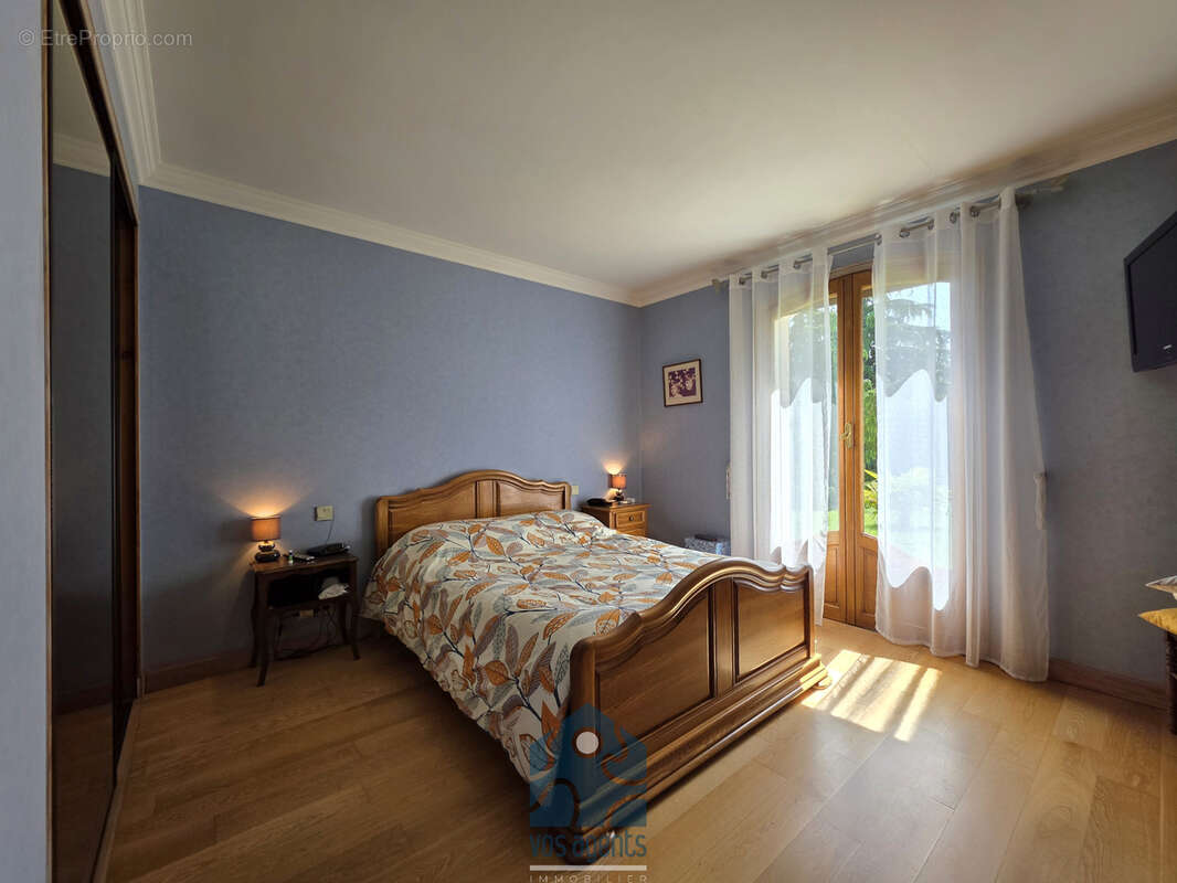 Maison à COMBRONDE