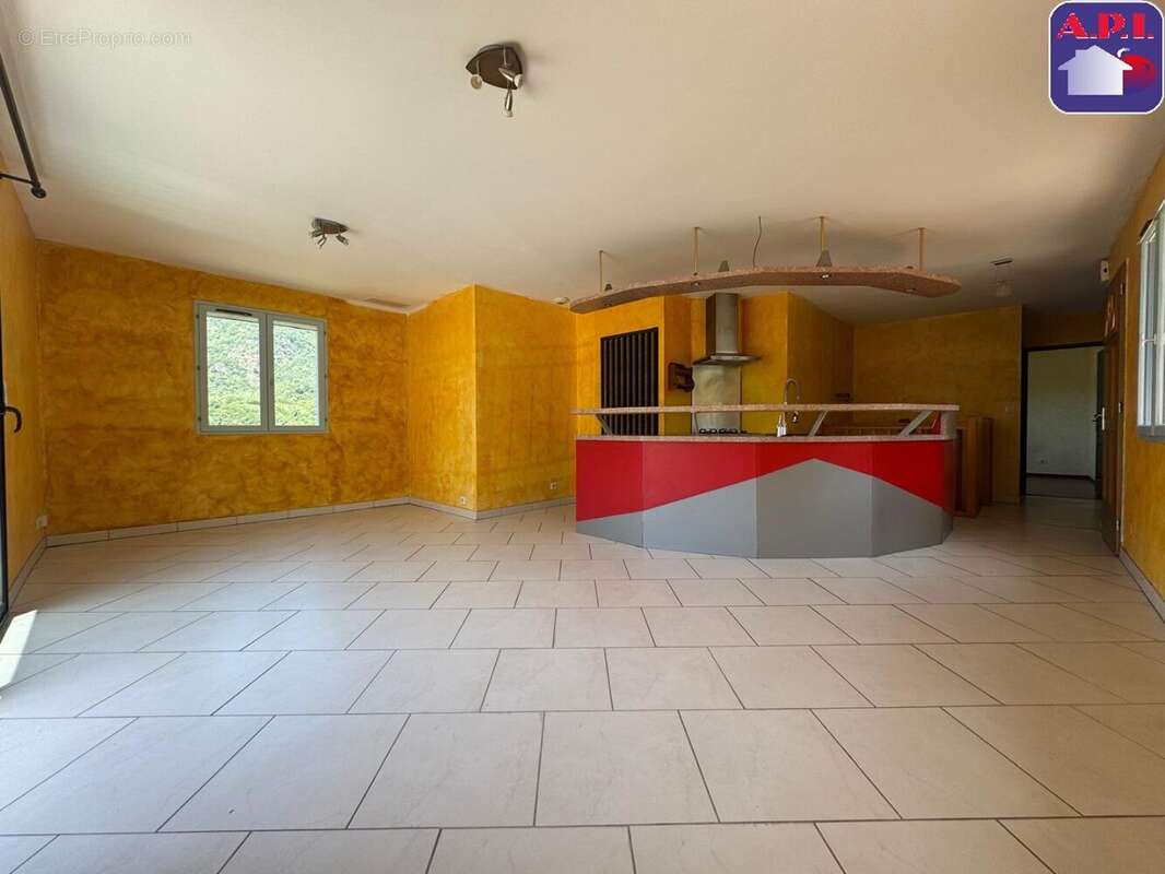 Maison à TARASCON-SUR-ARIEGE