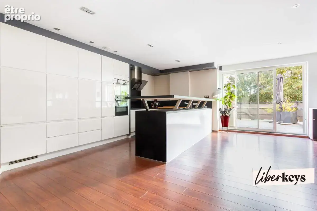 Appartement 165m² - 3 chambres - 1 parking - 1 grande terrasse - photo 4
