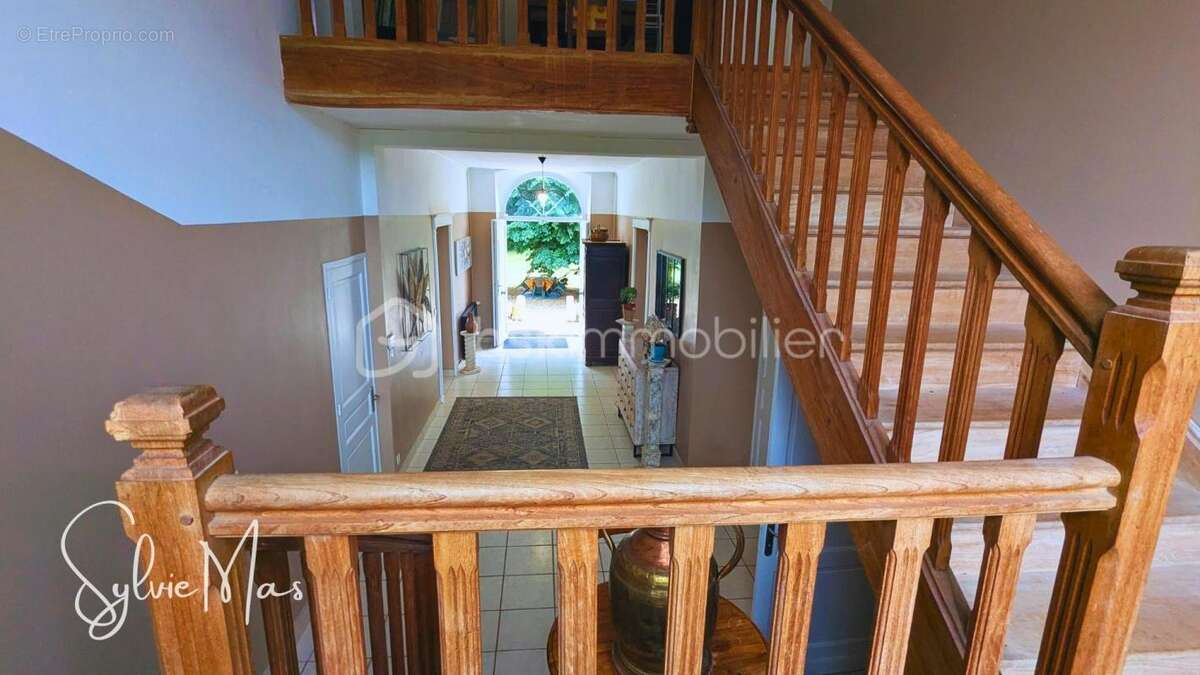 Maison de Maître 264 m² sur 1,2 ha, piscine, panneaux solaires - photo 9