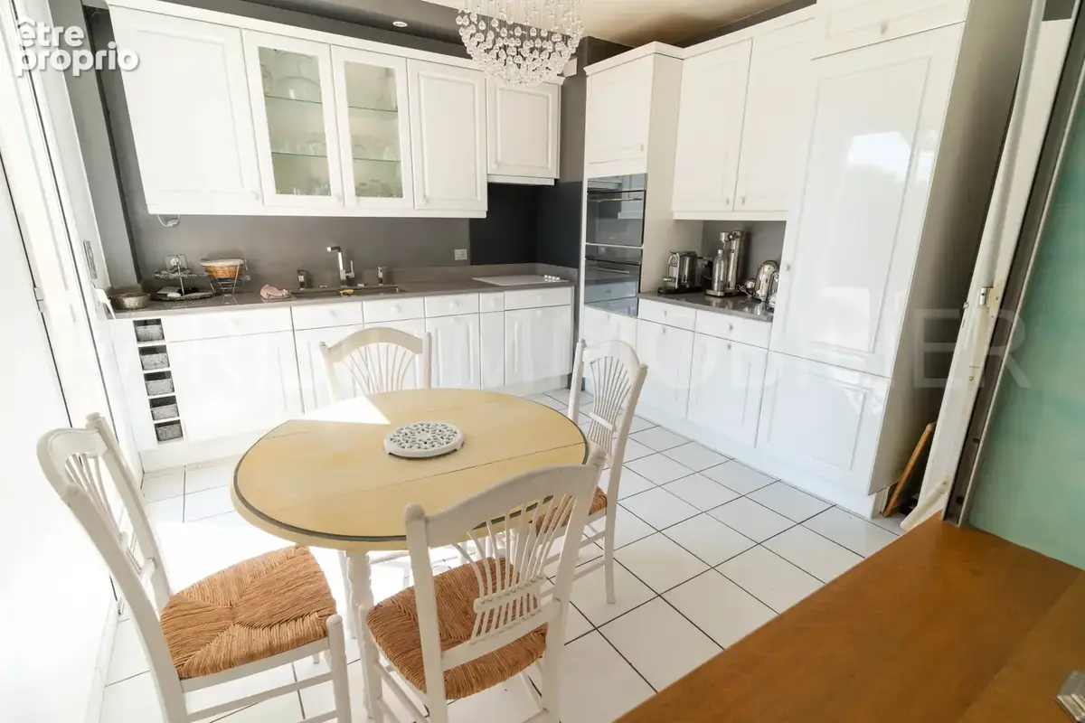 Cormeilles-en-Parisis - Secteur Haut - Maison 7 pièces, 170,46m2 - photo 6
