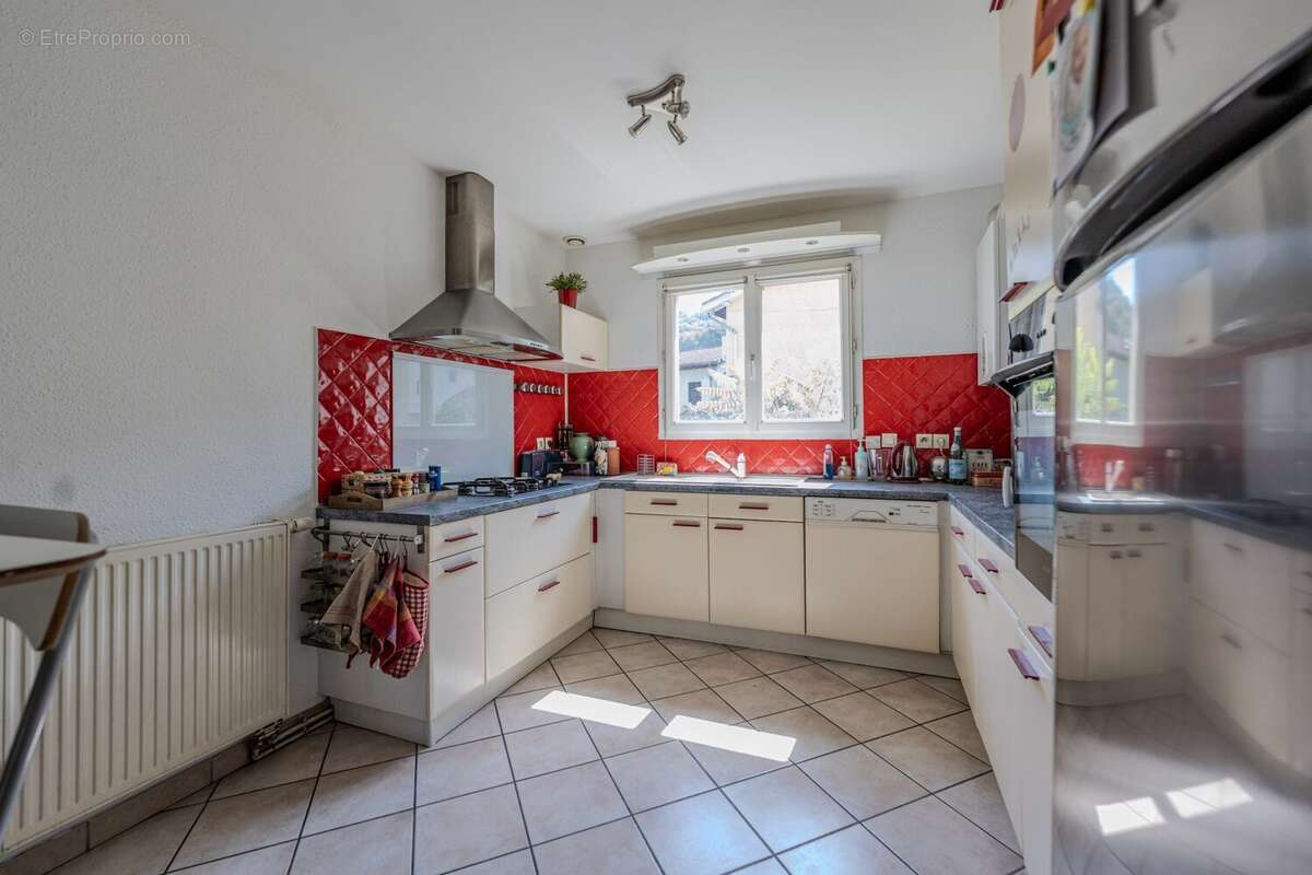 Maison à ECHIROLLES