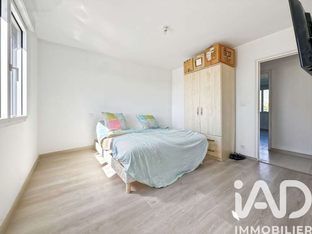 Photo 8 - Maison à NEUILLY-LE-VENDIN