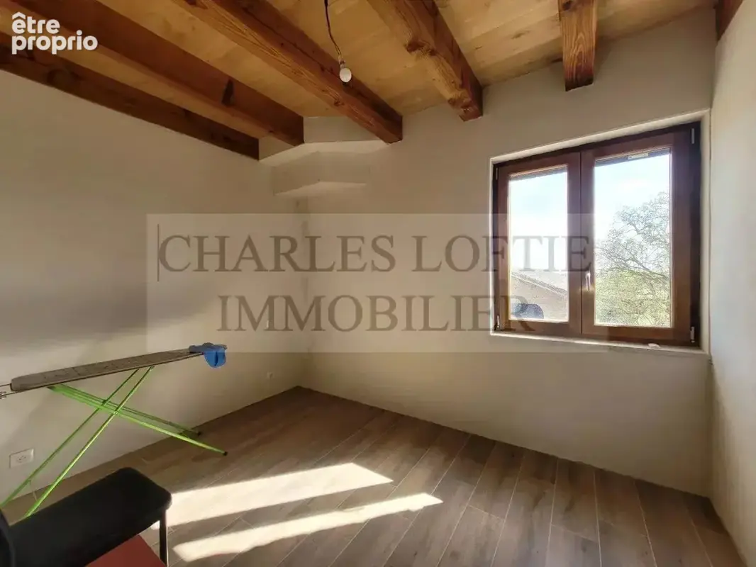 Maison en pierre avec extension et grande grange, sur un terrain de 8811 m,² à moins de 15 minutes de Cahors. - photo 6