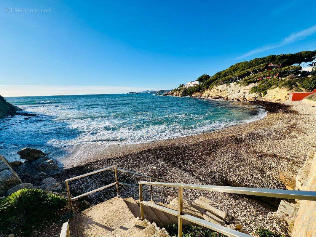 Appartement à SANARY-SUR-MER