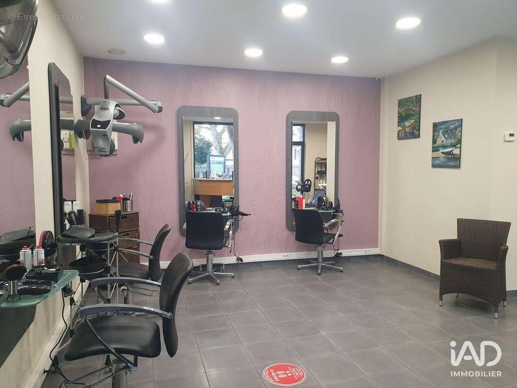 Photo 2 - Commerce à DREUIL-LES-AMIENS